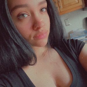 Meet your Posher, Aziah